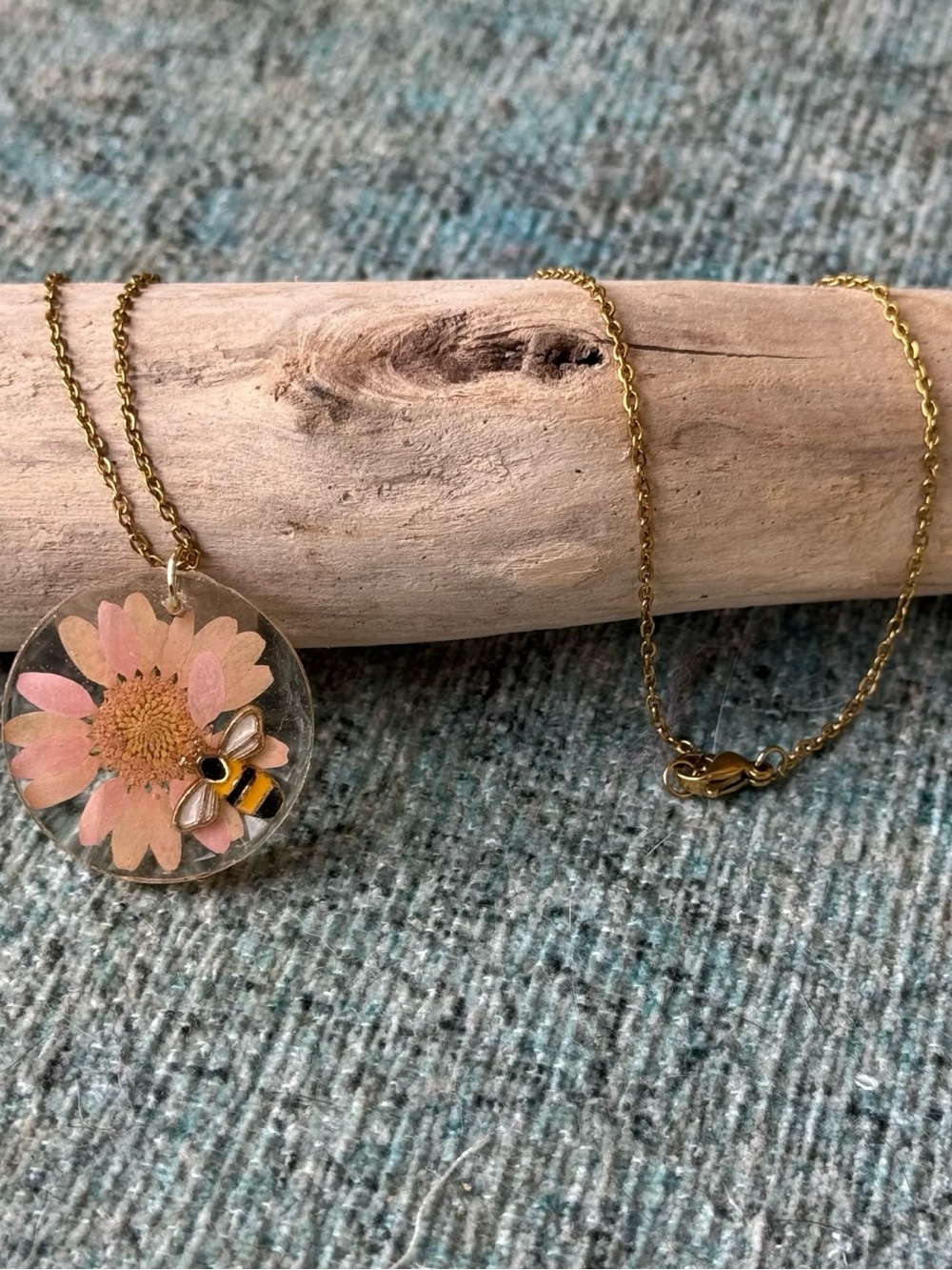 Autumn's Accessories Busy Bee Gold Necklace